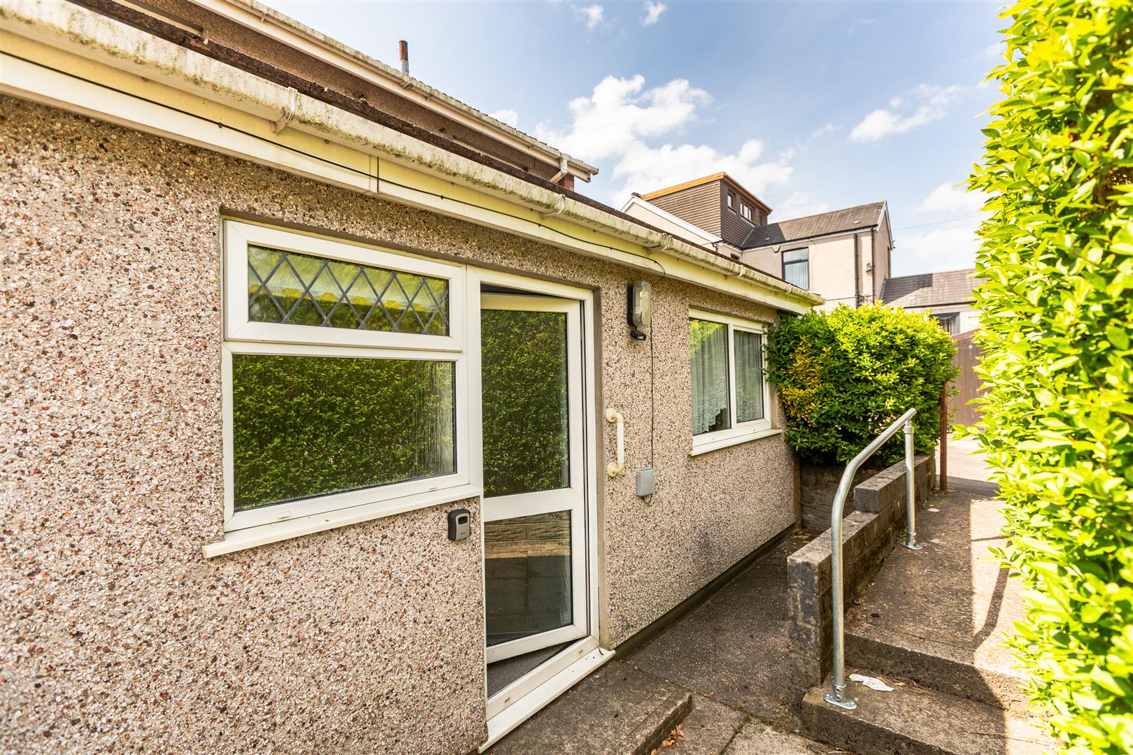 Pentregethin Road, Cwmbwrla, Swansea, SA5 8AU